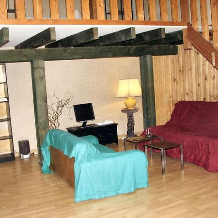 Studio Confortable Pres De Beaumont Du Perigord 60 M² Cheminee ภายนอก รูปภาพ